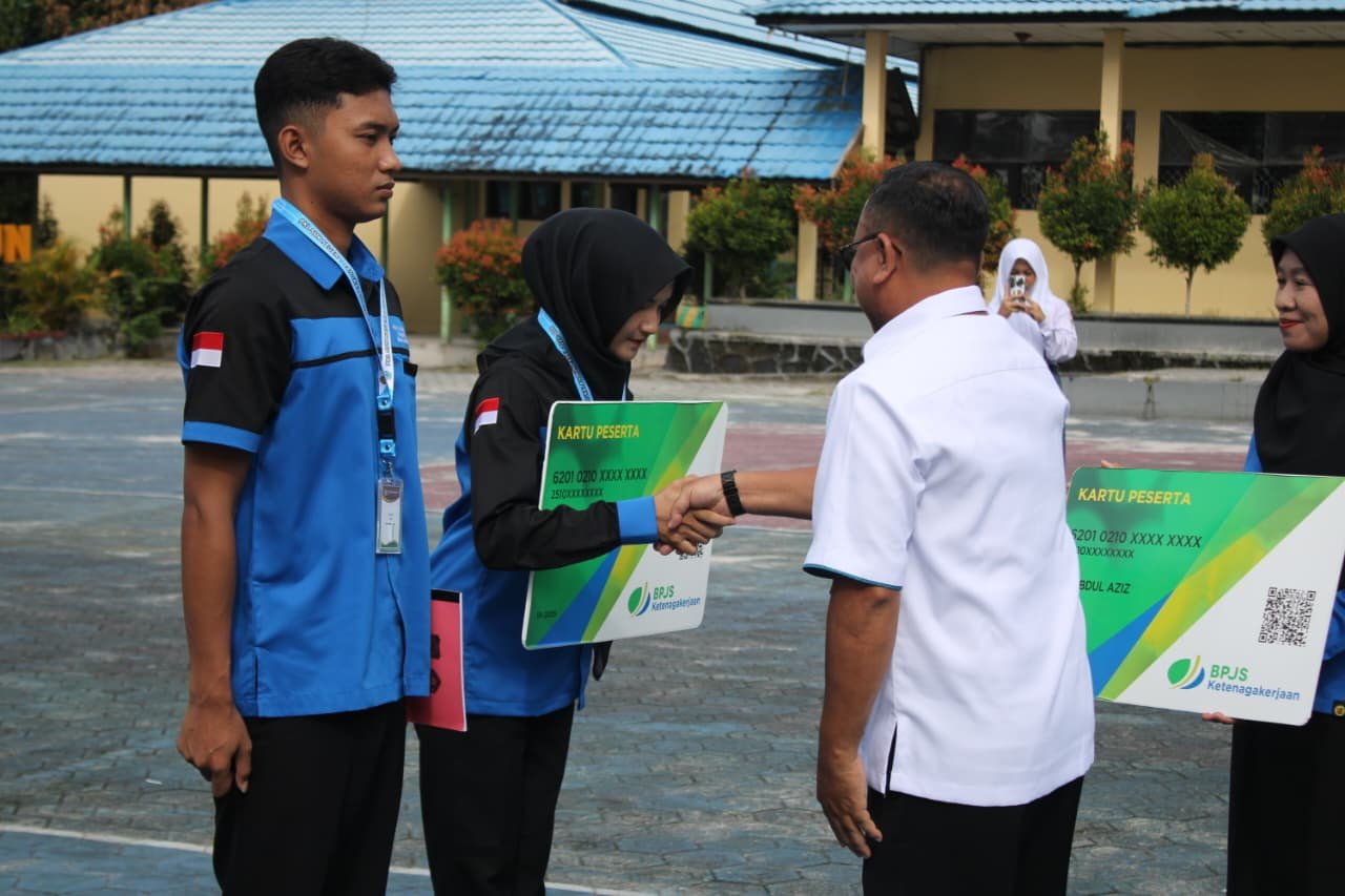 bpjs ketenakerjaan smkn 1 pbun2