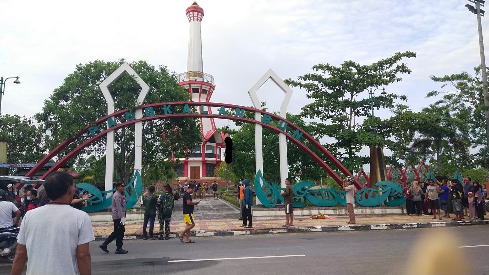 gantung diri radar sampit