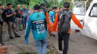 polisi gantung diri