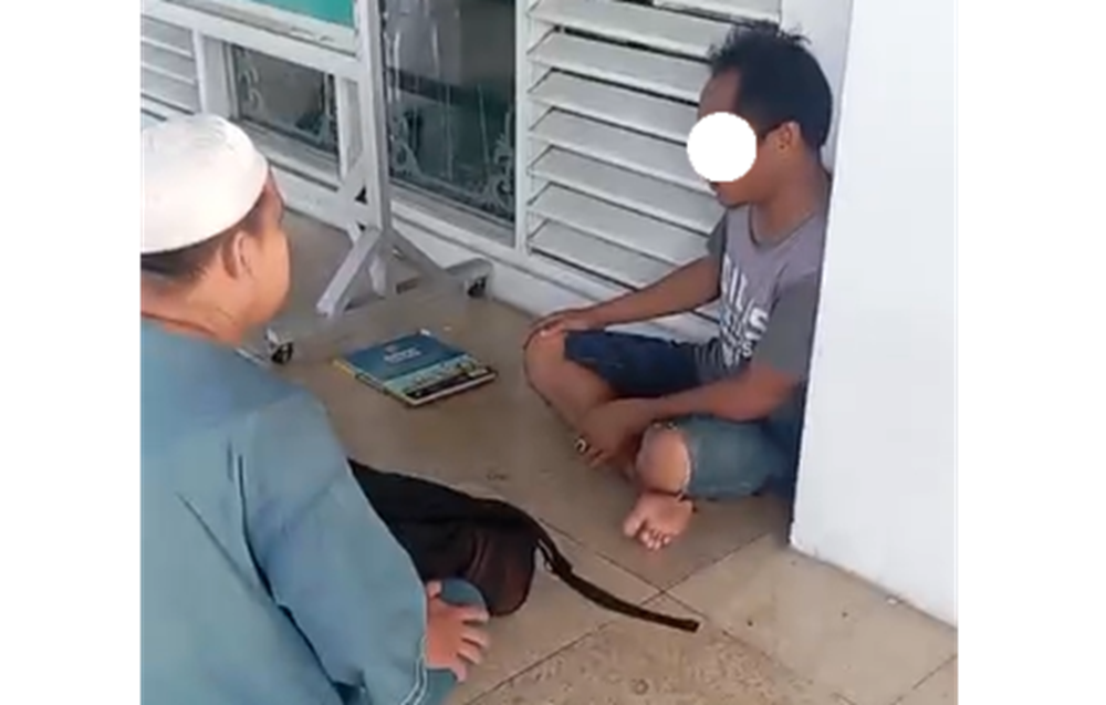 pembobol kotak amal pembobol kotak amal