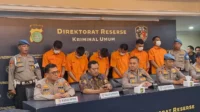 POLISI TERSANGKA polisi tersangka