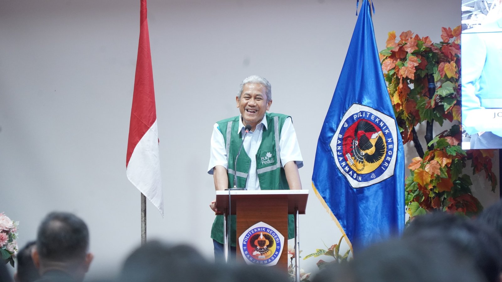 Sinergi PLN Poliban,PLN UID Kalselteng,Konversi kendaraan listrik,Bengkel motor listrik,Transisi energi hijau