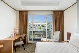 Kamar Deluxe di Swiss-Belhotel Danum Palangka Raya