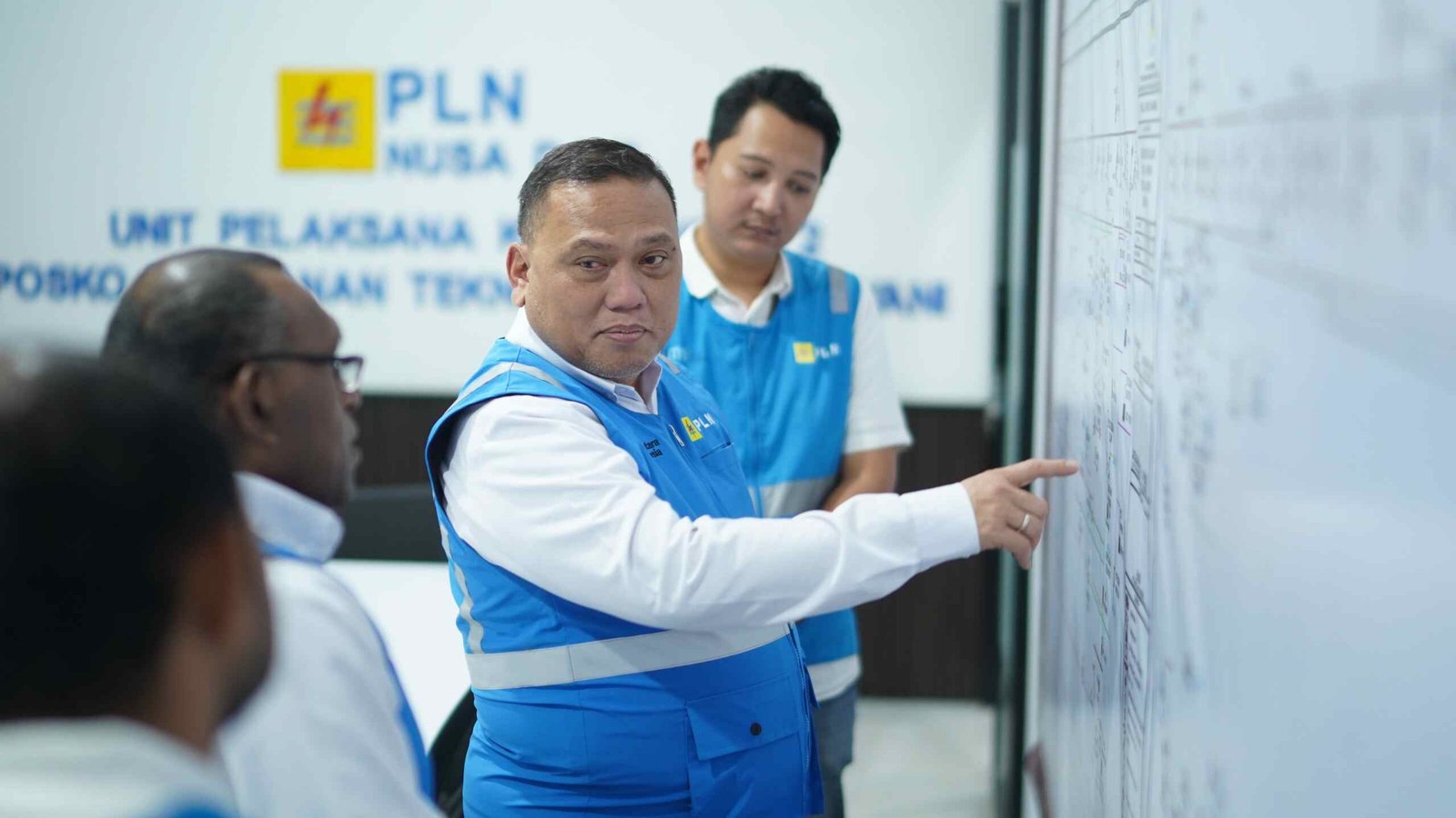 GM PLN UID Kalselteng memastikan keandalan listrik saat Idul Adha 1447 Hijriah.