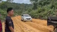 jalan rusak