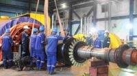 Pull out rotor generator di PLTU Asam-Asam