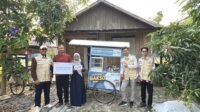 Suyata dan istri bersyukur atas bantuan PLN.