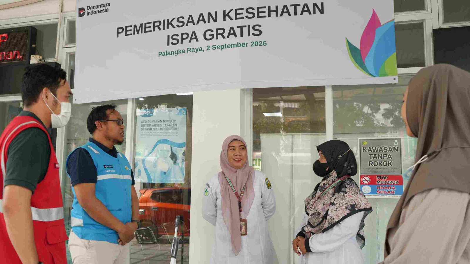 Tanggap terhadap Dampak Karhutla, PLN dan Puskesmas Pahandut Berikan Pemeriksaan ISPA Gratis